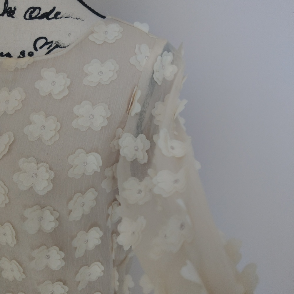 New York & Company blouse, Size S - Picture 9 of 9